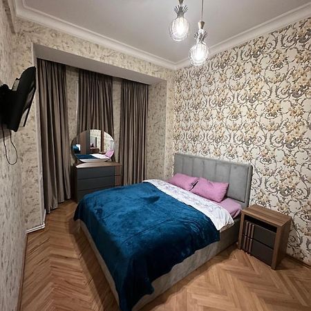 4 Bedroom Suite Apartment Ln Tbilisi City Экстерьер фото