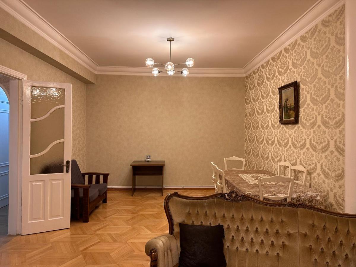 4 Bedroom Suite Apartment Ln Tbilisi City Экстерьер фото