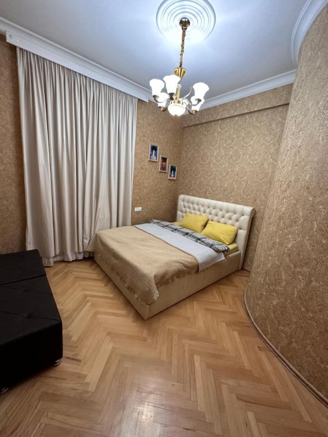 4 Bedroom Suite Apartment Ln Tbilisi City Экстерьер фото