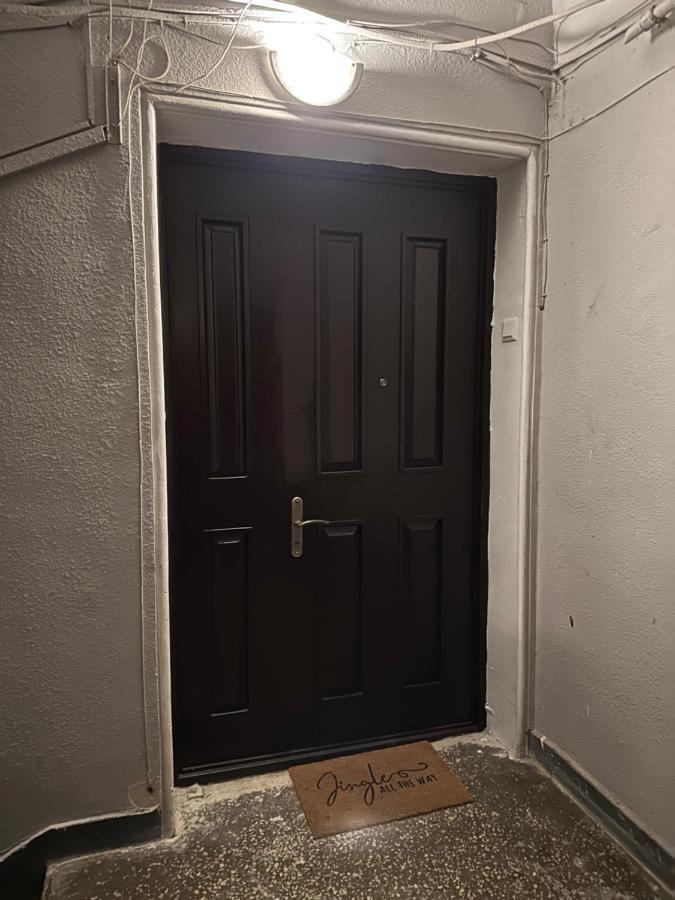 4 Bedroom Suite Apartment Ln Tbilisi City Экстерьер фото