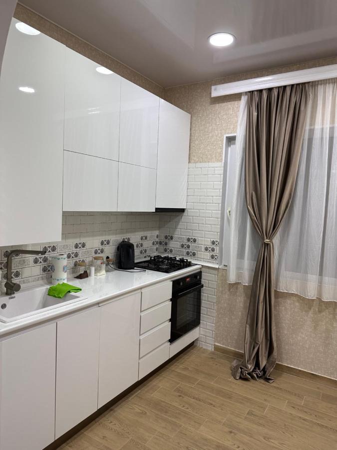4 Bedroom Suite Apartment Ln Tbilisi City Экстерьер фото