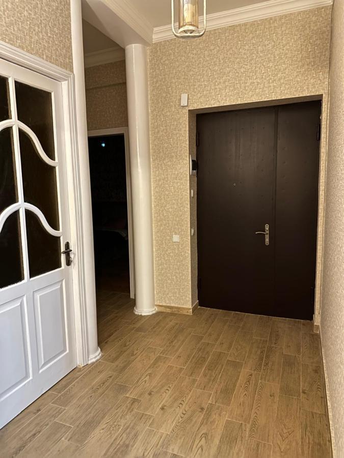 4 Bedroom Suite Apartment Ln Tbilisi City Экстерьер фото