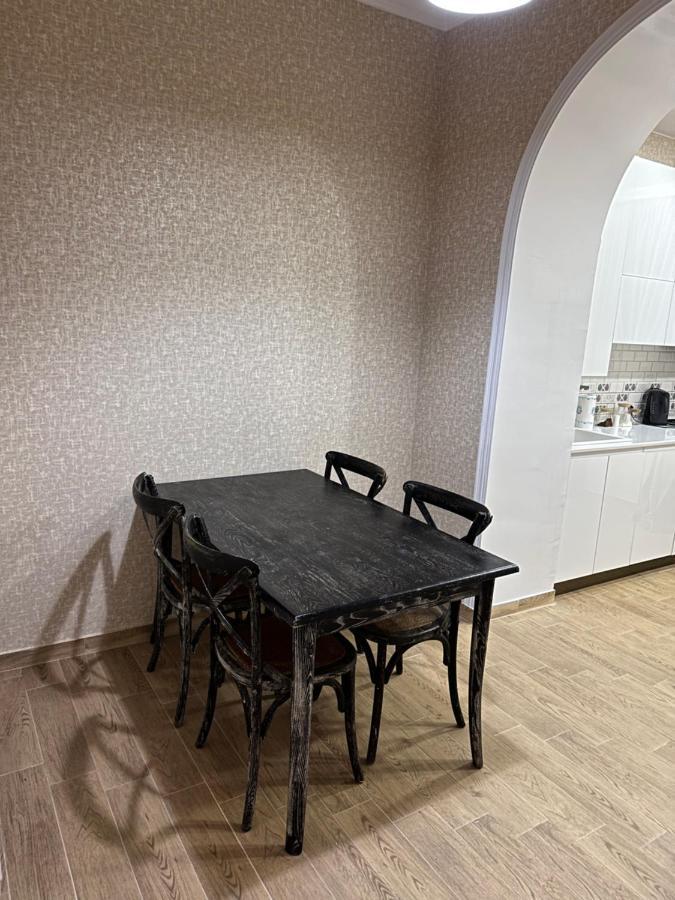 4 Bedroom Suite Apartment Ln Tbilisi City Экстерьер фото